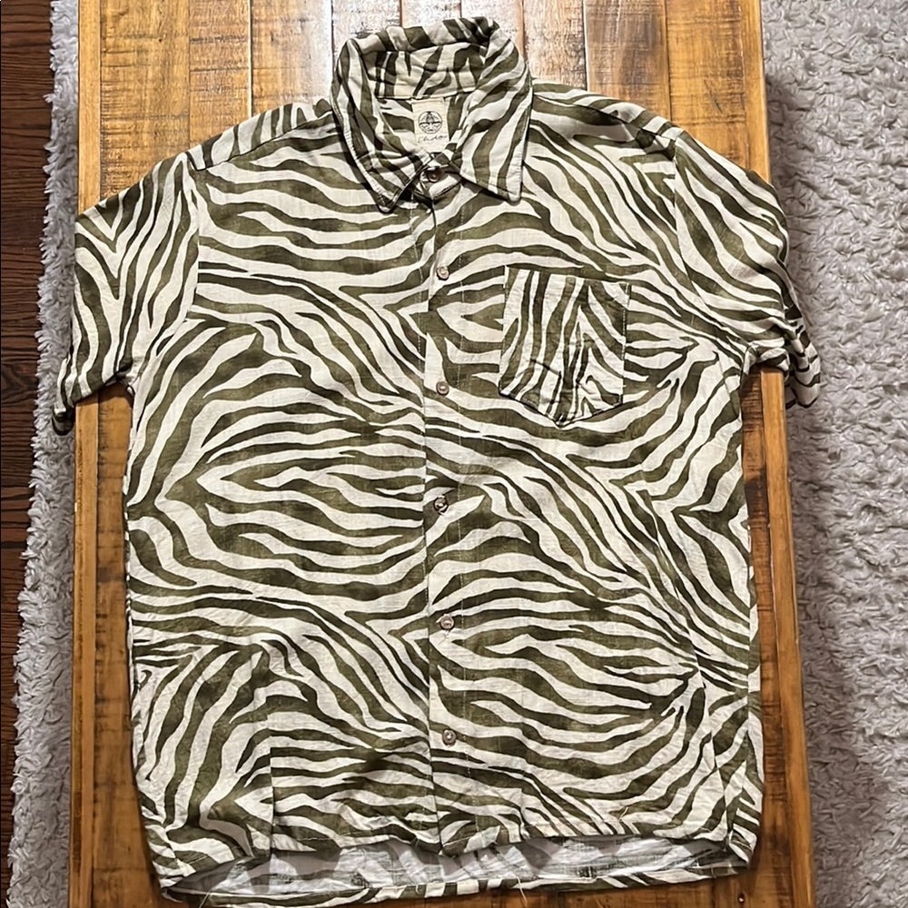 Green and White Casual Button Down Shirt